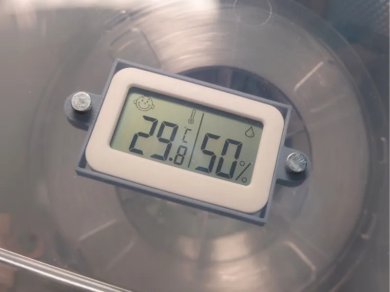 Magnetic hygrometer holder