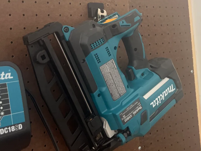 Pegboard Mount for Makita Tools (with belt clips)