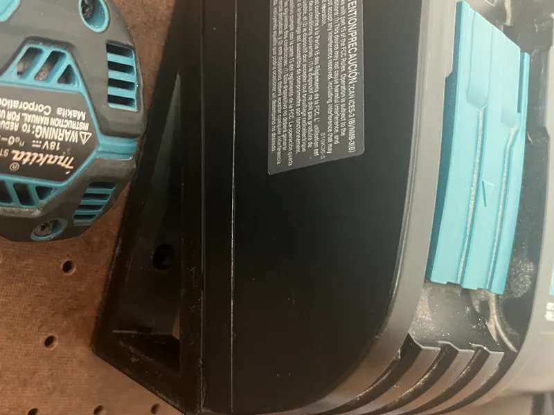 Makita Pegboard LXT Battery Charger (DC18SD only)