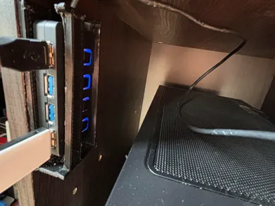 USB Hub Mount