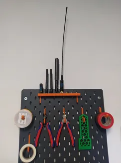 SKADIS SMA antenna holder
