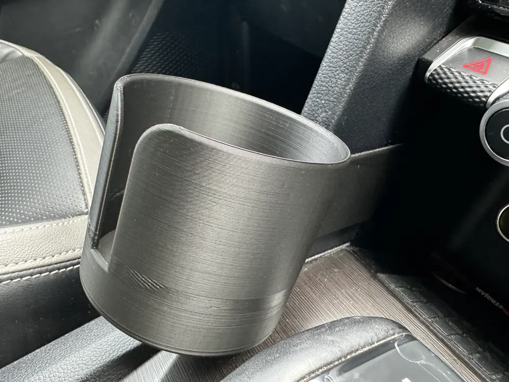 Cup holder for Amarok 2024 by 冷猫 MakerWorld