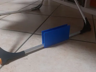 Vacuum robot barrier for drying rack