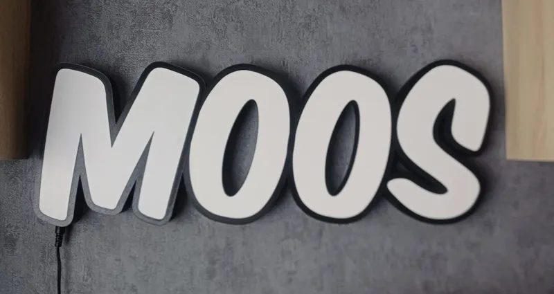 LED Moos Sign