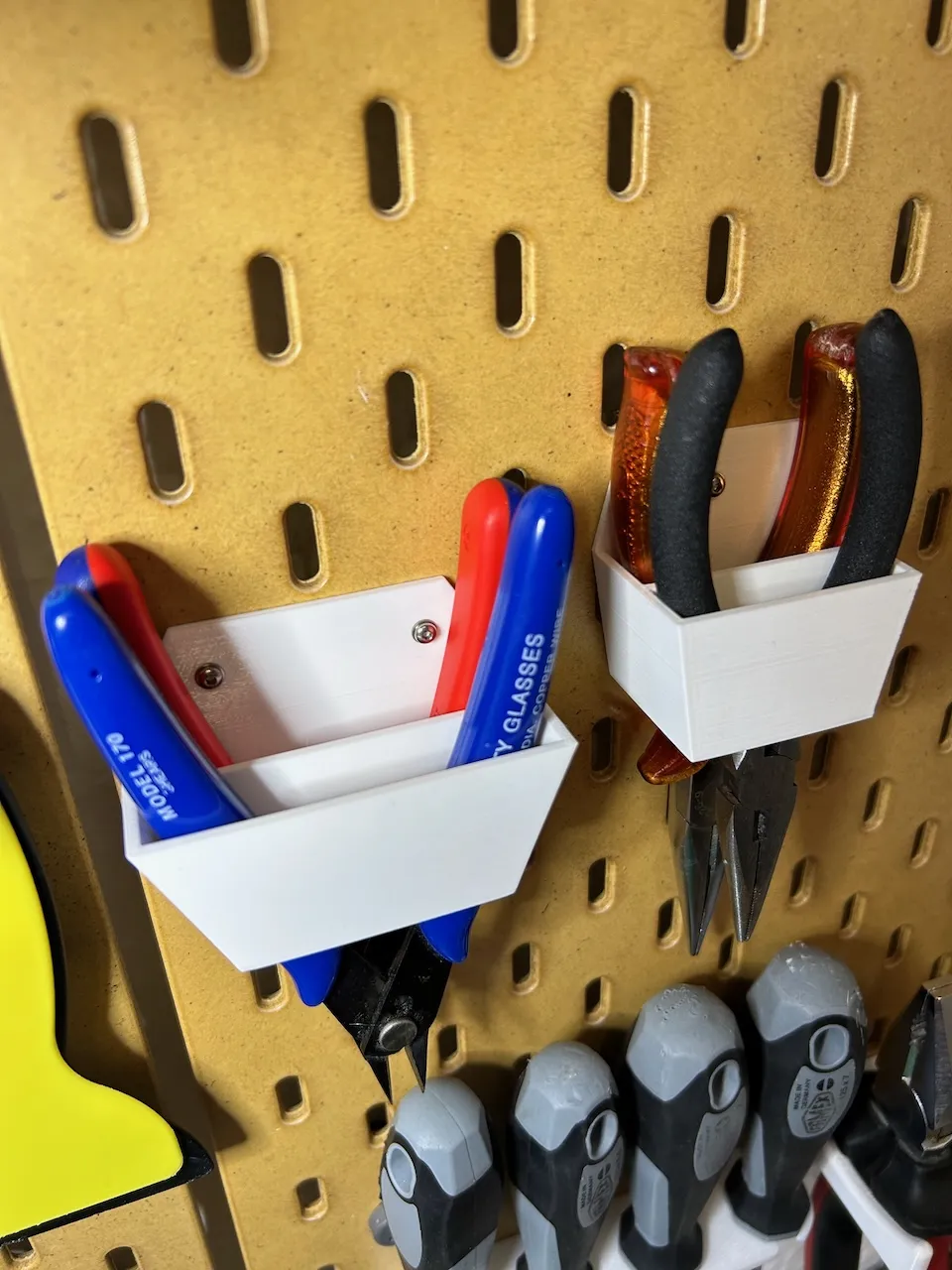 Double pliers holder for Ikea SKÅDIS pegboards by TomYumTinker MakerWorld