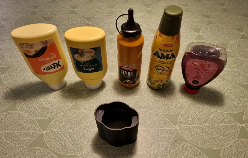 Uniform dressing gravity stabilizer / holder
