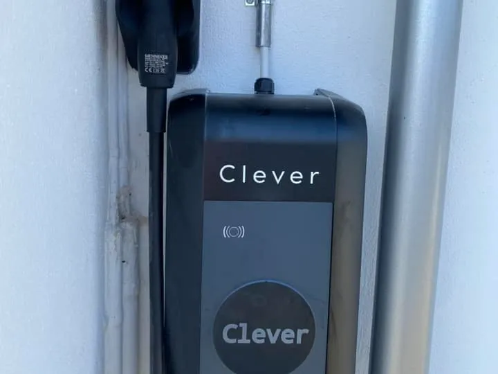 EV Type 2 stik holder - Clever ladeboks