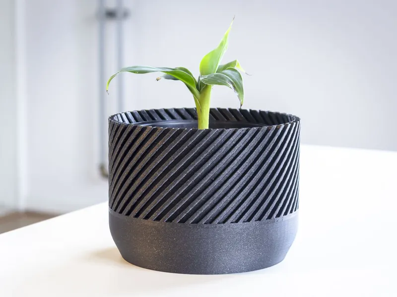 Modern Spiral Planter - flower - Gift inspiration
