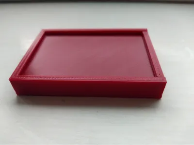 Small screw storage box with lid