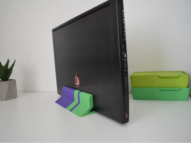 Vertical laptop stand
