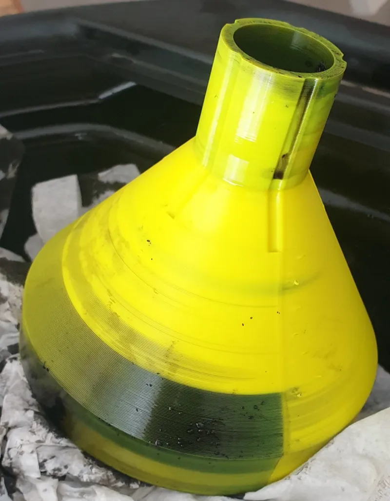 Trichter Oelflasche funnel engine oil bottle