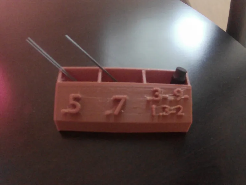 Mechanical pencil lead holder big