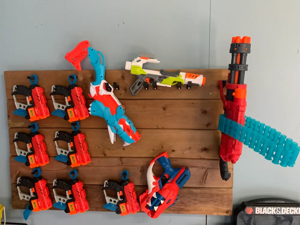 3d-printed-nerf-gun-holder-by-teamuphill-makerworld