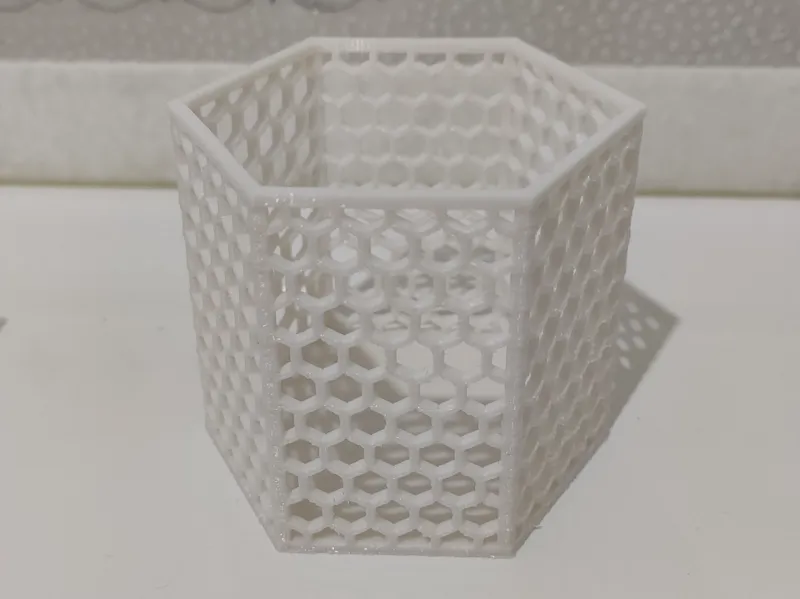 Hex Container