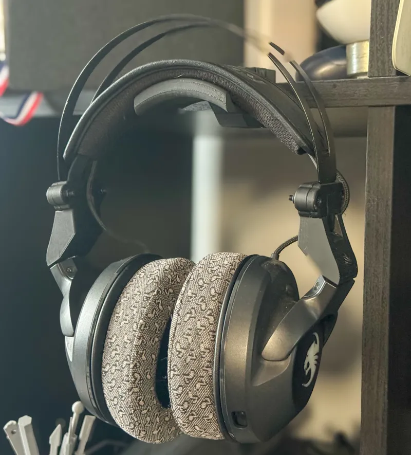 Ikea Kallax head set holder