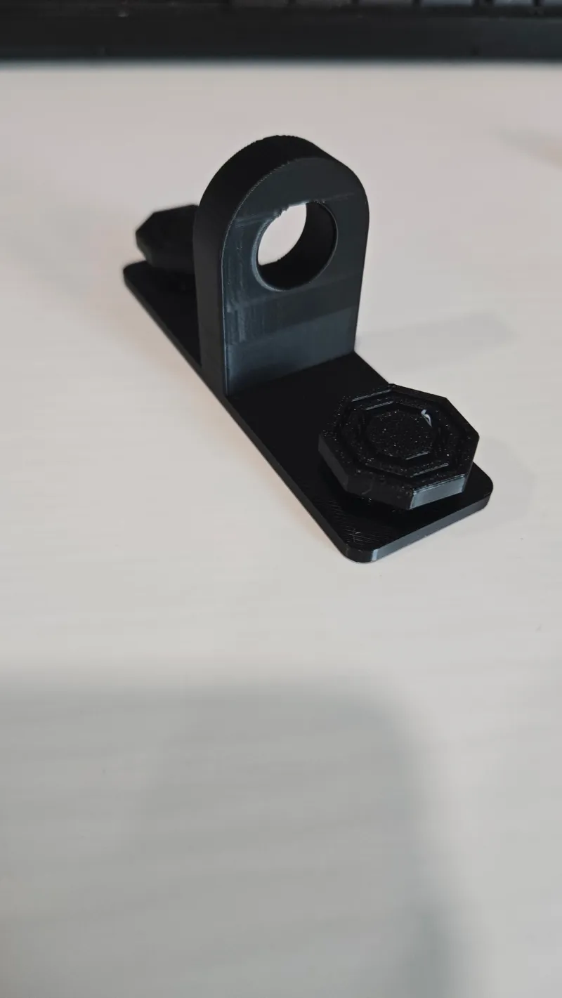 Multiboard Anchors for Cable Management Spine