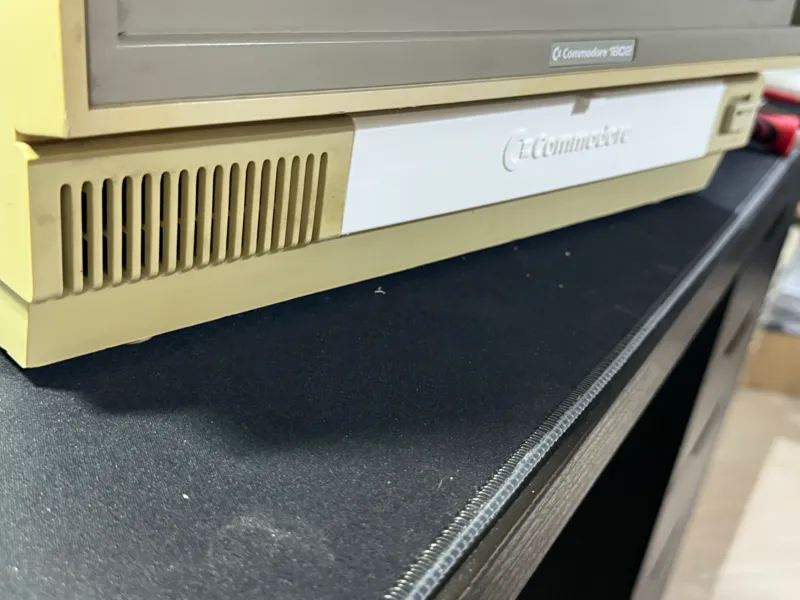 front cover monitor 1802 commodore 