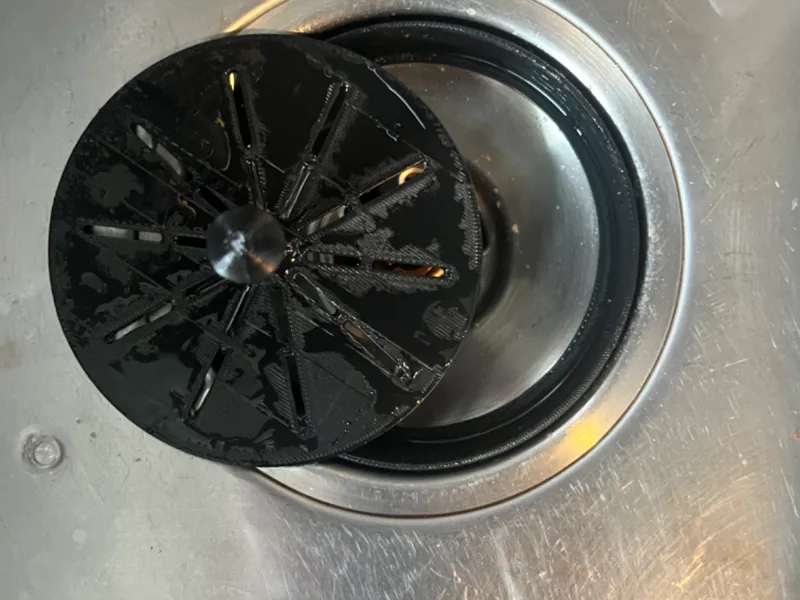 Kitchen Sink Strainer - Easy to remove the rubbish