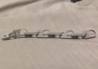 Very flexible chain