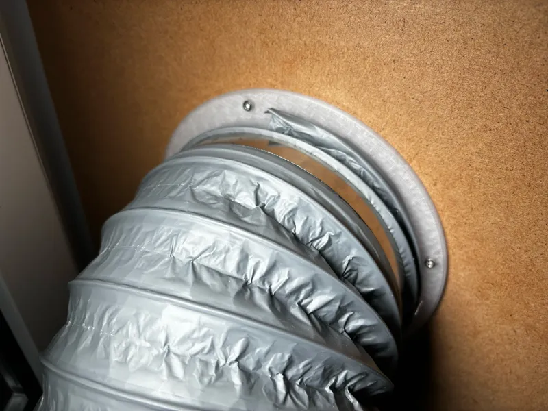 Flange for 120mm air supply hose