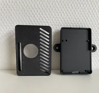 Minimal Raspberry Pi 5 Case with wall mount