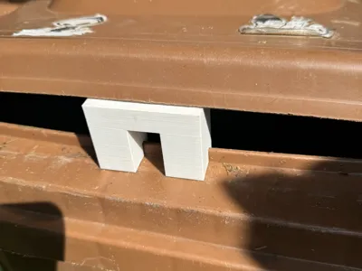 Mülltonnendeckel Abstandhalter