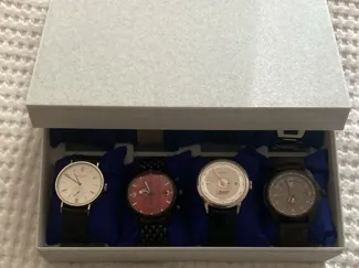 8x Watchbox with padding 