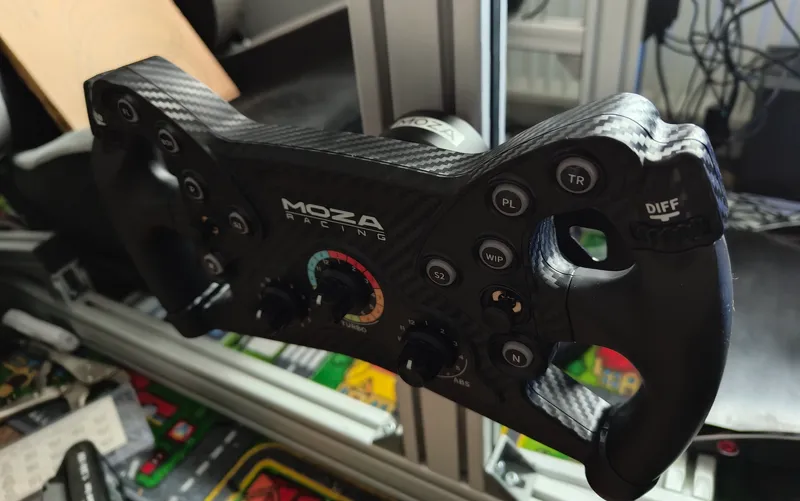 Floating Moza Wheel Mount for aluminium profile