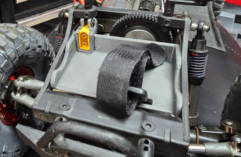SCX10 Pro forward battery tray