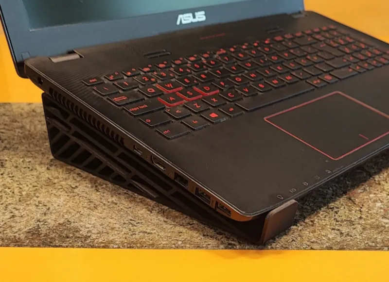 Geometric Stand for Laptop