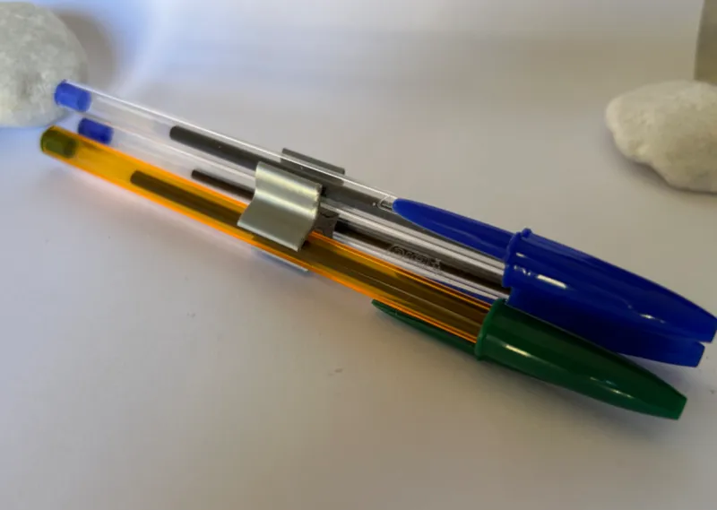 SIMPLE PEN ORGINIZER