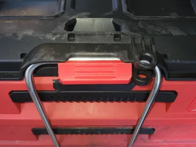 Packout bar release