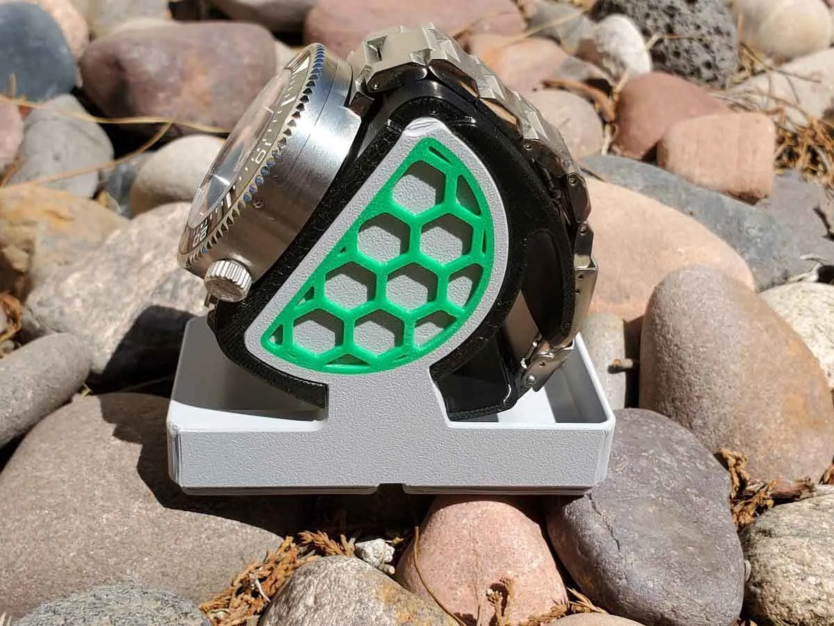 Gridfinity Watch Stand v3.0 for Larger Watches - Free 3D Print Model ...