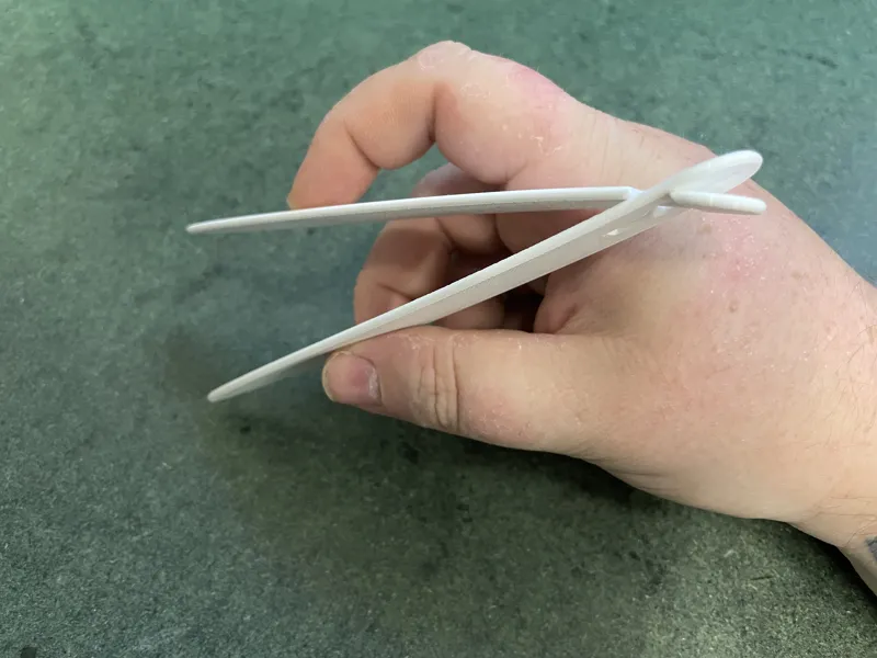 Travel tweezers