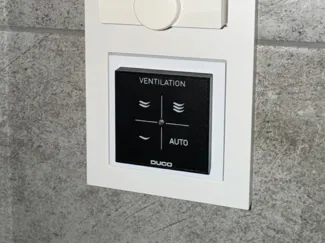 Duco Remote GIRA Adapter