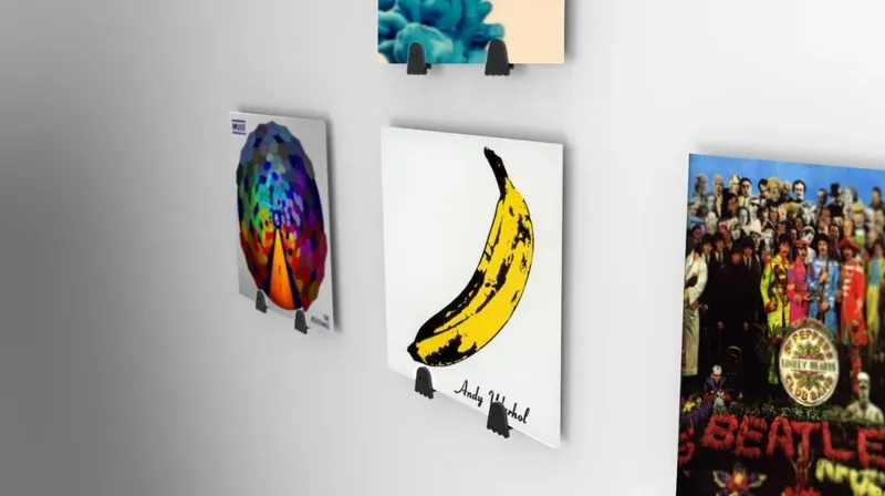 Vinyl Wall Hanger with ghost