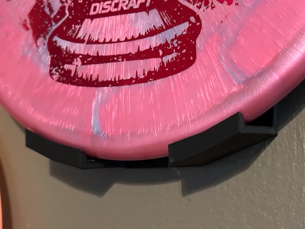 Disc Golf Disc Wall Hanger by ThatMikeGuy MakerWorld: Download Free 3D ...