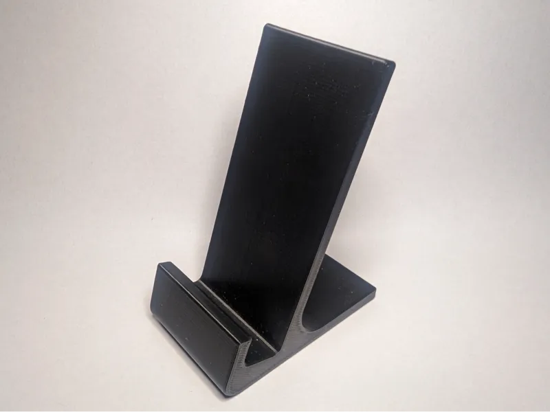 Phone stand for thick phones