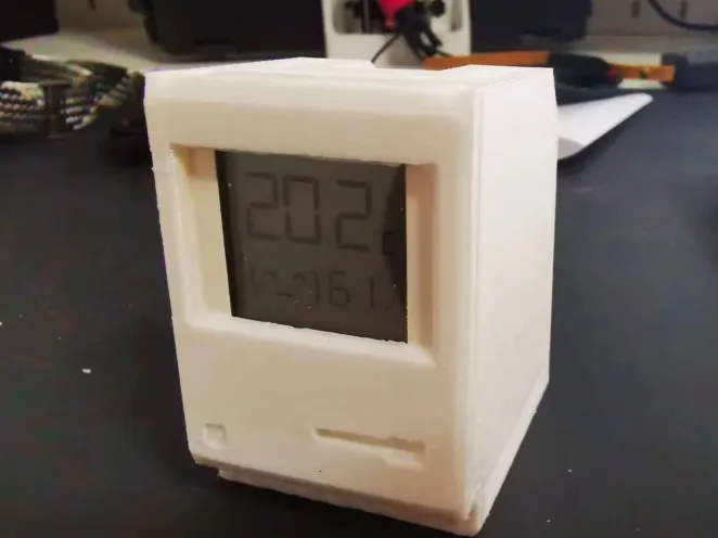 Macintosh 1984 container for mi thermometers