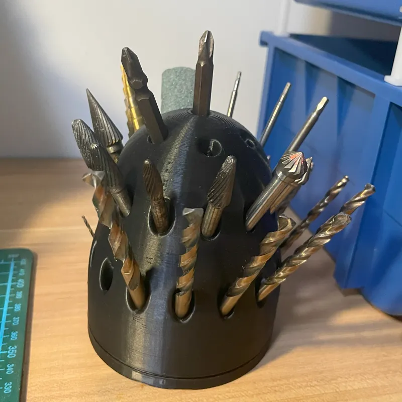 Desktop tool holder