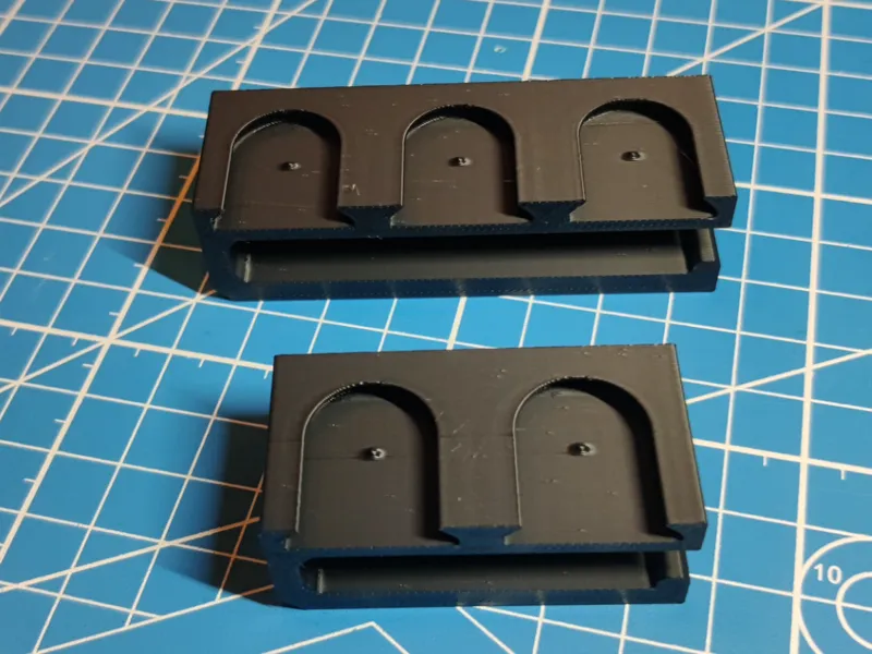 Underware x2 and x3 cable clips with side slots