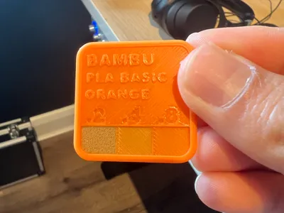 Swatch with layer display - 3cm by 3cm