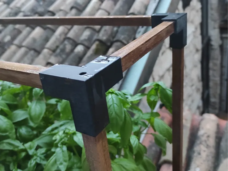 tripod greenhouse frame