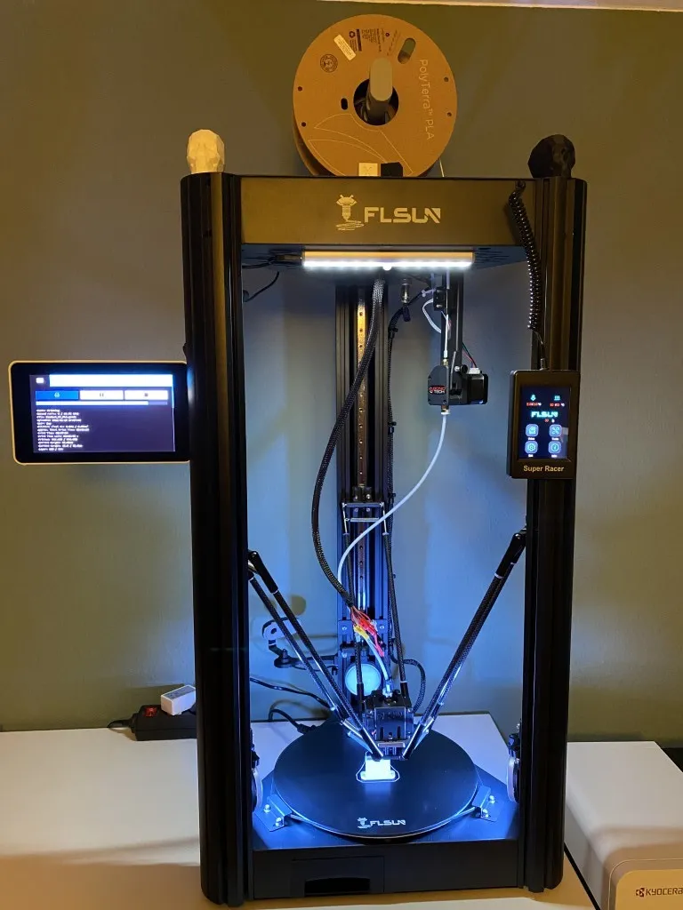 Raspberry Pi Official 7 Inch LCD 30° Bracket 2020