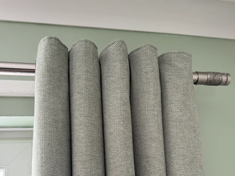 Curtain Spacer