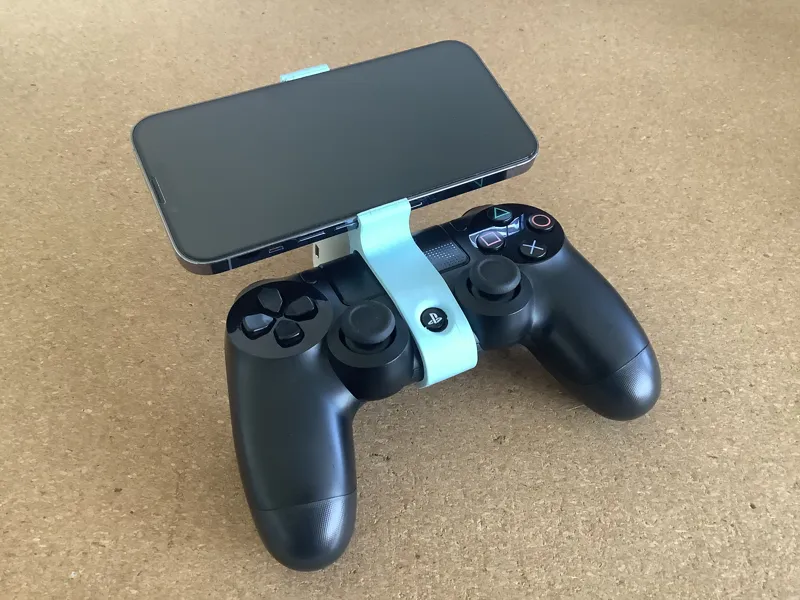 iPhone 13 & 14 Pro mount for PS4 Controller