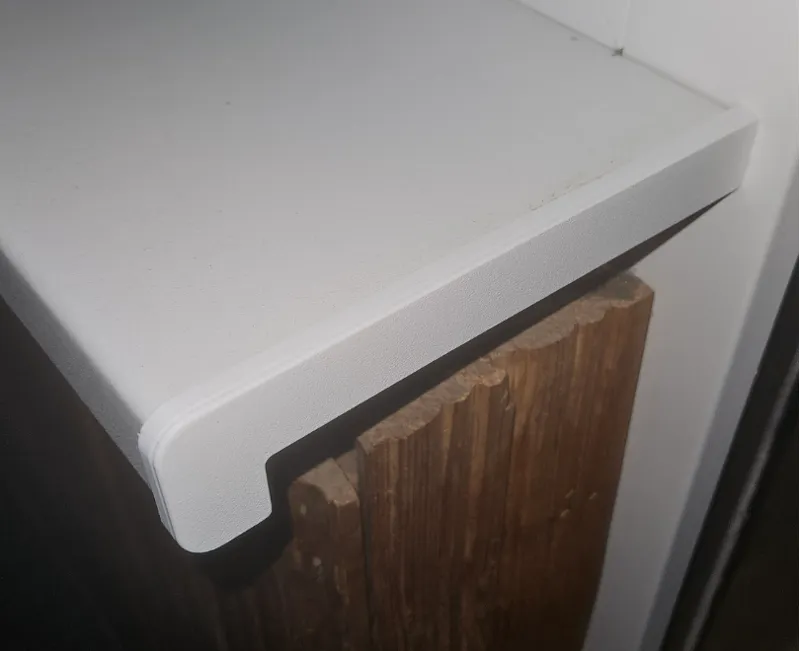 Window sill corner cover