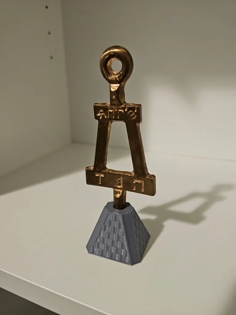 Tau Beta Pi Bent Stand
