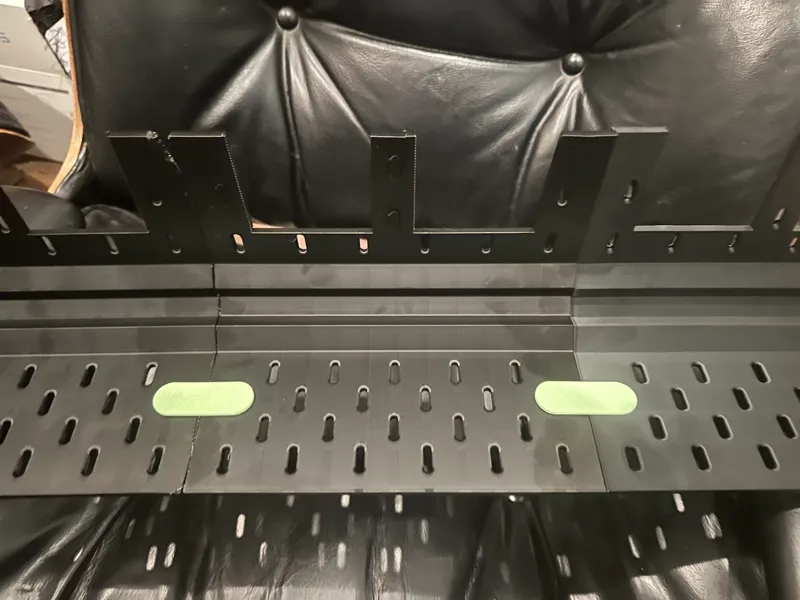 Skadis Corner with LED Channel