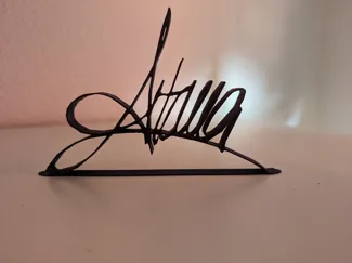 Aitana signature